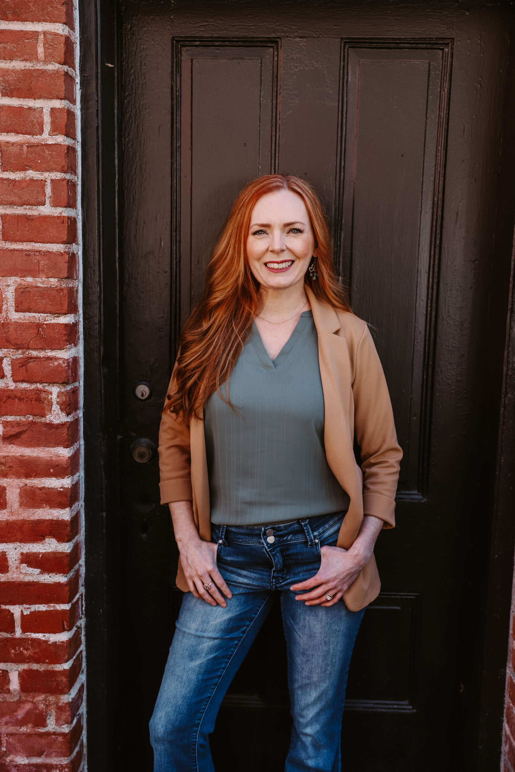 Dr. Heather Friend, nurse practitioner, Resolute Integrative Health - Direct Primary Care in Rogue River Oregon serving employer health benefits packages, professionals, and families needing integrative primary care services